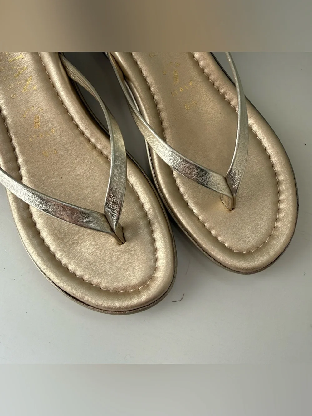 Leather Thong Gold Wedge Sandals - Picture 3 of 8